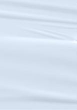 تحميل الصورة إلى عارض المعرض، طلاء أظافر كريستال بلو L 2662 15 مل