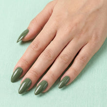 Load image into Gallery viewer, D 2696 Emerald Forest Nail Dipping Powder – 28gm | Deep Green Dip Powder | Nail Dipping System