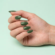 Load image into Gallery viewer, N 2839 – Deep Emerald Gel Polish – 15 ml | Long-Lasting, High-Gloss Jewel Green Nail Polish Gel