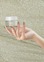 Load image into Gallery viewer, D 2556 Platinum Pizzazz Nail Dipping Powder 28gm
