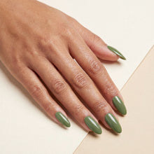 تحميل الصورة إلى عارض المعرض، طلاء جل باللون الأخضر هانتر رقم 2697، 15 مل