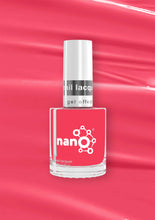 تحميل الصورة إلى عارض المعرض، طلاء أظافر كورال جلو L 2721 15 مل 