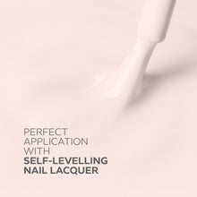 تحميل الصورة إلى عارض المعرض، طلاء أظافر L 2774 Silken Petal 15 مل 