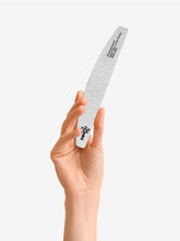 Load image into Gallery viewer, Nano® Curve Nail File 100/180
